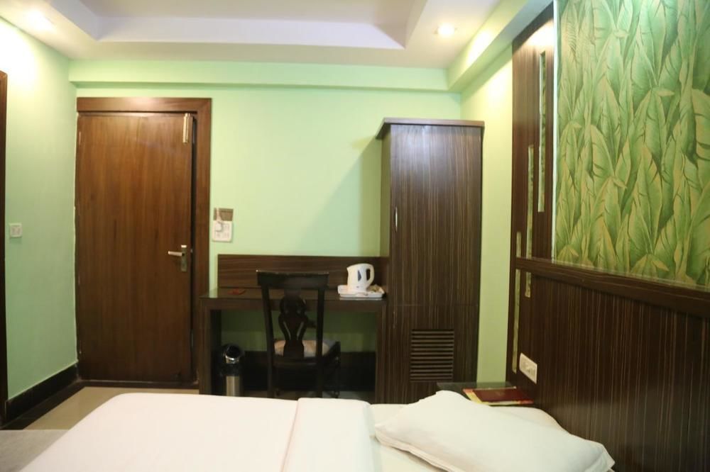 Hotel Grand Plaza New Delhi Exterior photo