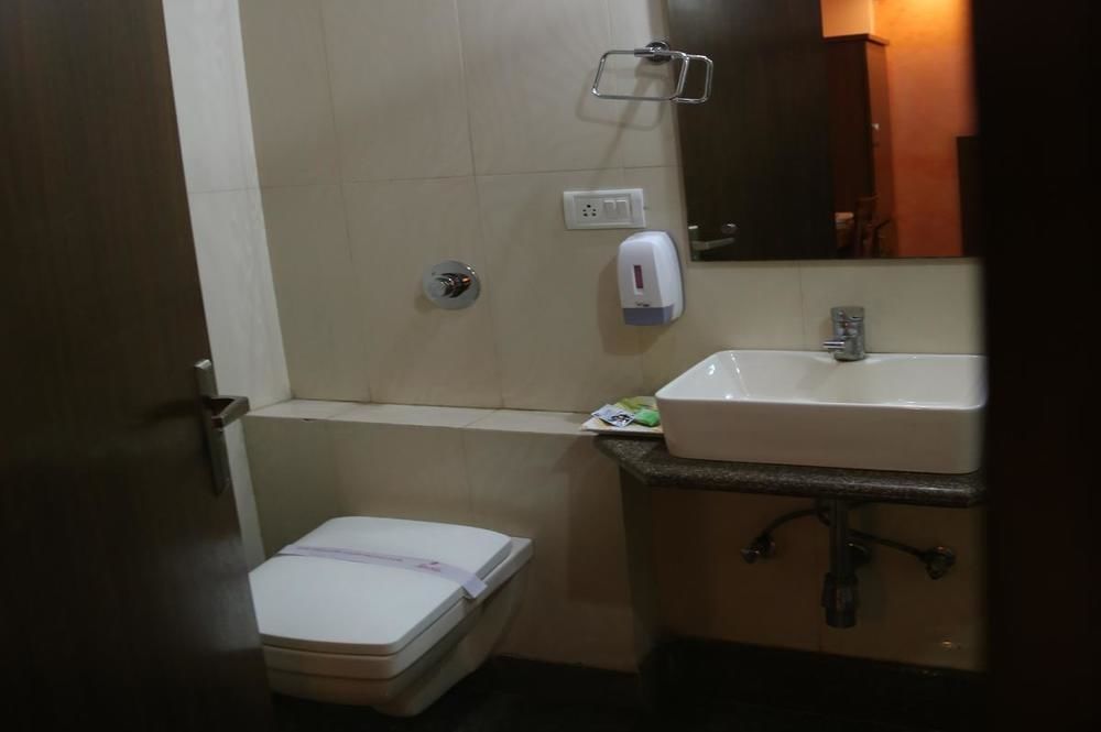 Hotel Grand Plaza New Delhi Exterior photo